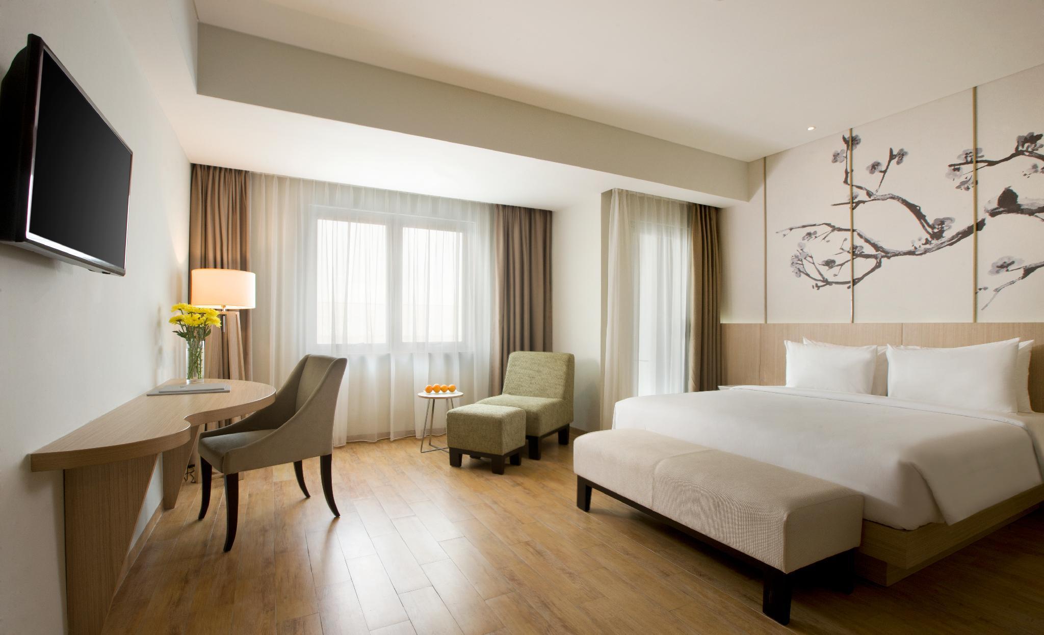 Hotel Santika Mega City Bekasi Exterior foto