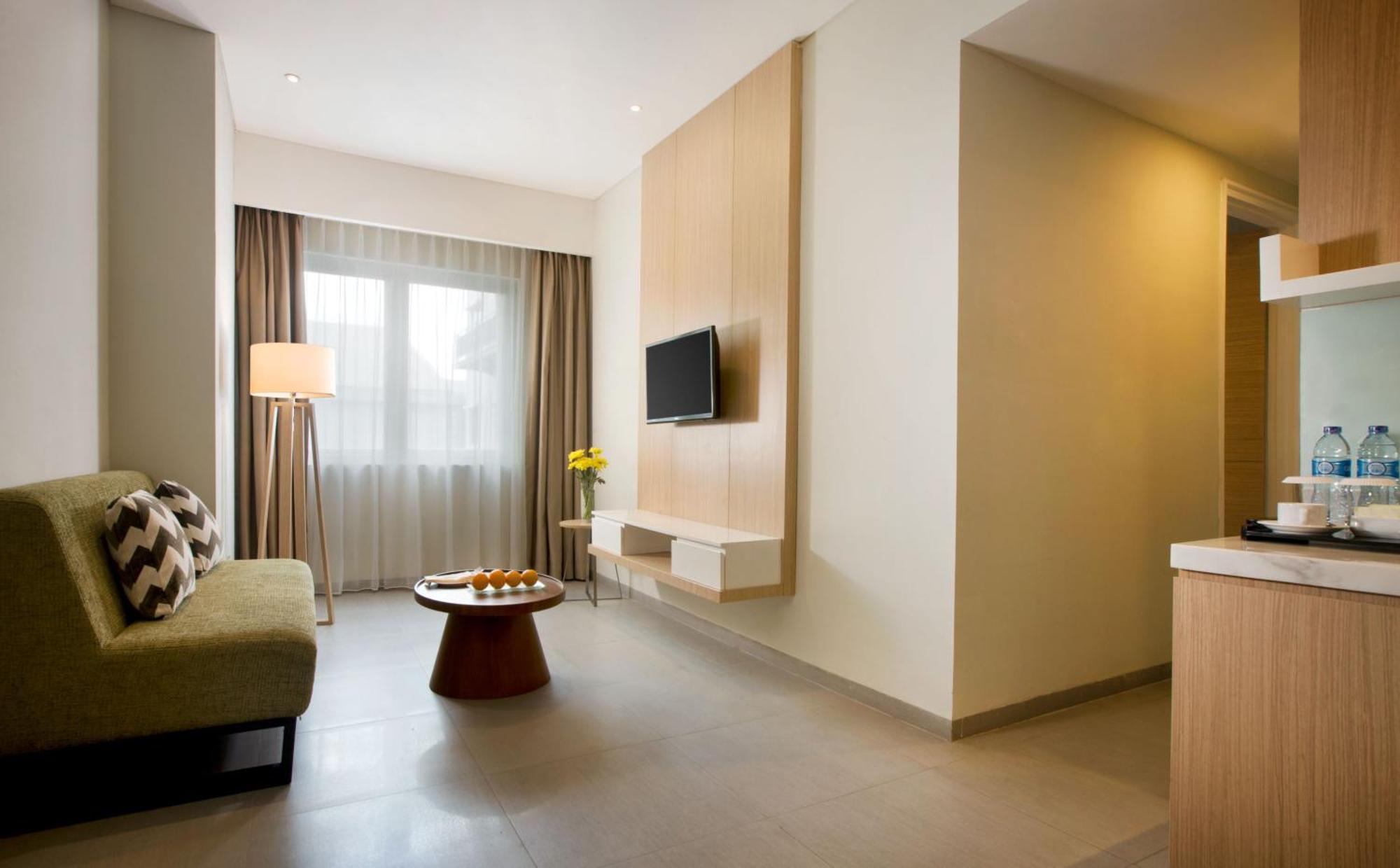 Hotel Santika Mega City Bekasi Exterior foto